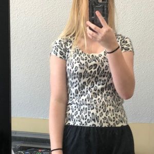 Forever 21 ribbed short sleeved sweater